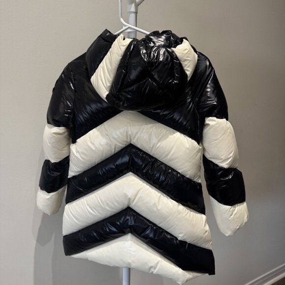 MONCLER WINTER JACKET - SIZE 8 GIRL - Picture 5 of 8